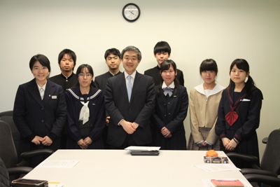 中野国連職員と共に