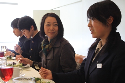 邦人国連職員との交流ランチ