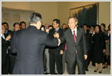 Amb. Oshima toasts Secretary-General-designate Ban Ki Moon.